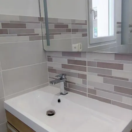 Les Pins Du Ii Lacoste