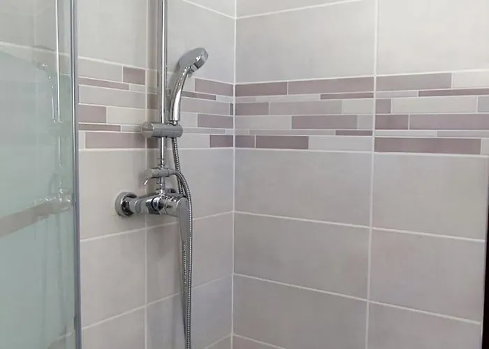 Les Pins Du Ii Apartment *